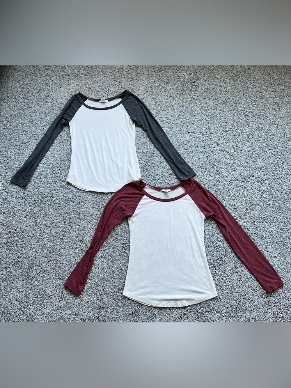 Bozzolo White Raglan Long Sleeve Tee with Grey and Maroon Sleeves